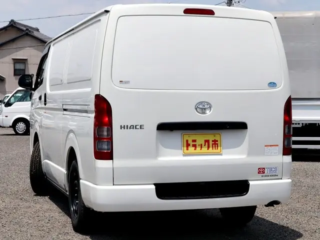 トヨタ ハイエースバン QDF-GDH206V(4WD)の写真7