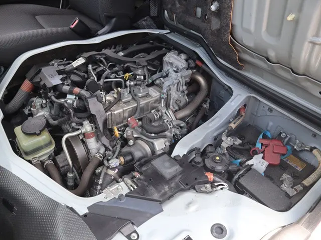 トヨタ ハイエースバン QDF-GDH206V(4WD)の写真18