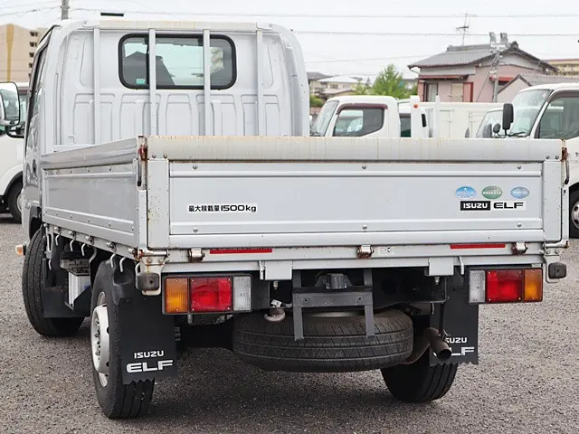 いすゞ エルフ TKG-NHR85A(2WD)の写真2