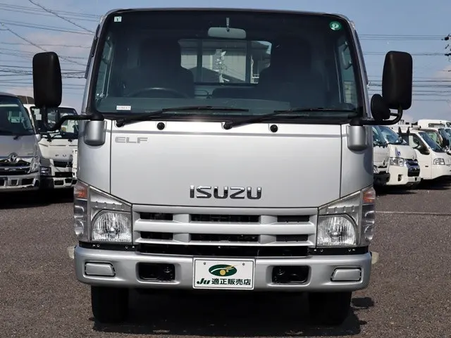 いすゞ エルフ TKG-NHR85A(2WD)の写真3
