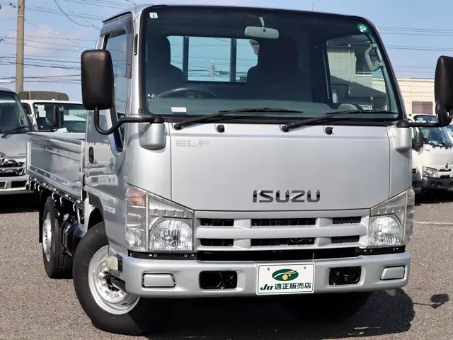 いすゞ エルフ TKG-NHR85A(2WD)の写真4