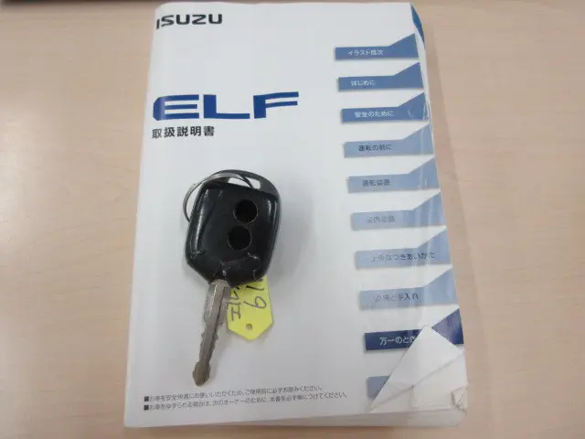 いすゞ エルフ TKG-NHR85A(2WD)の写真5