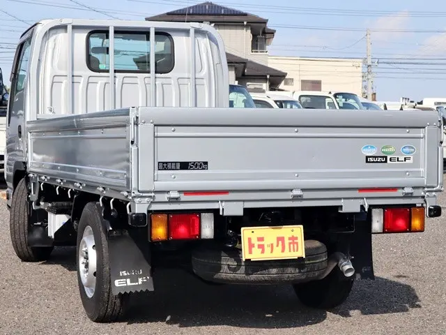 いすゞ エルフ TKG-NHR85A(2WD)の写真7