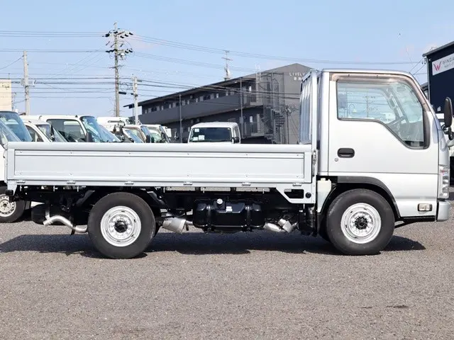 いすゞ エルフ TKG-NHR85A(2WD)の写真8