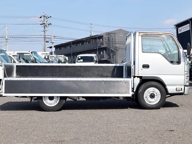 いすゞ エルフ TKG-NHR85A(2WD)の写真10