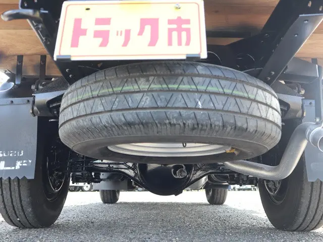 いすゞ エルフ TKG-NHR85A(2WD)の写真19