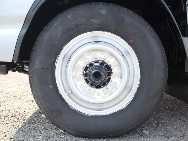 いすゞ エルフ TKG-NHR85A(2WD)の写真24
