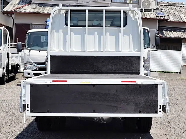 三菱 キャンター TPG-FBA00(2WD)の写真12