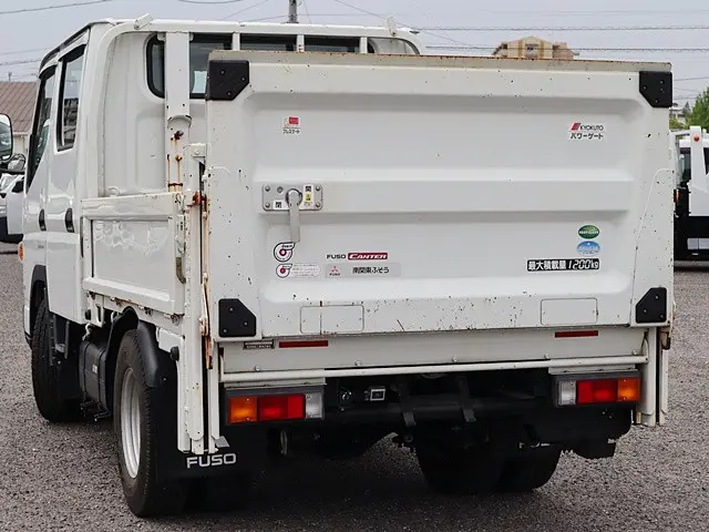 三菱 キャンター TPG-FDA00(4WD)の写真2