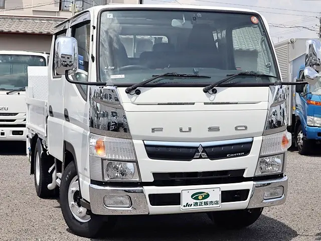 三菱 キャンター TPG-FDA00(4WD)の写真4