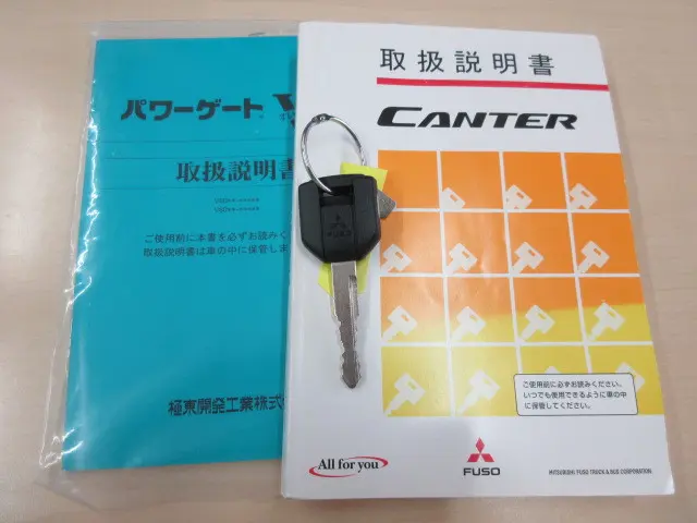 三菱 キャンター TPG-FDA00(4WD)の写真5