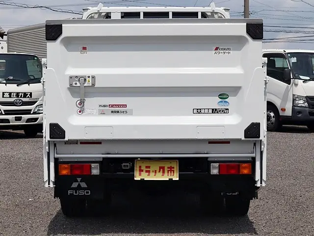 三菱 キャンター TPG-FDA00(4WD)の写真6