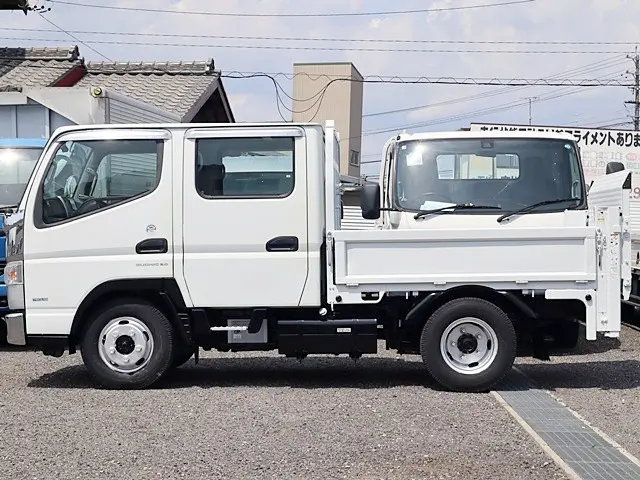 三菱 キャンター TPG-FDA00(4WD)の写真9