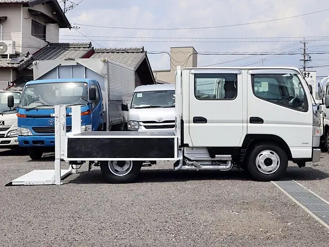 三菱 キャンター TPG-FDA00(4WD)の写真10