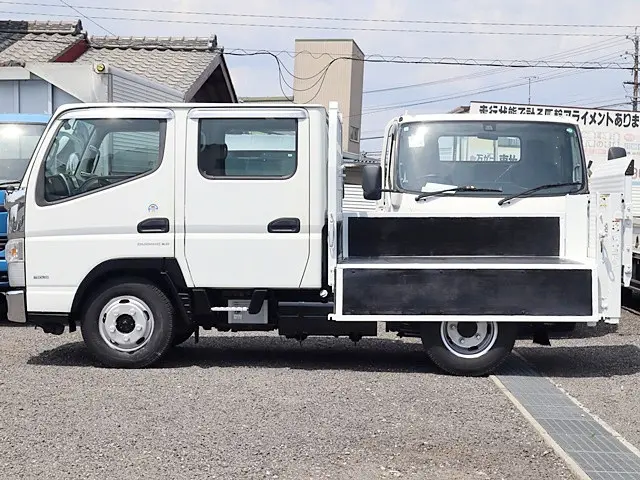 三菱 キャンター TPG-FDA00(4WD)の写真13