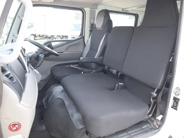 三菱 キャンター TPG-FDA00(4WD)の写真35
