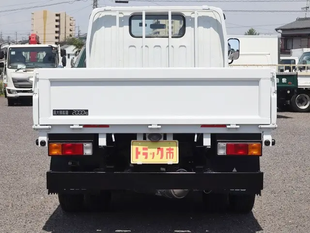 三菱 キャンター 2RG-FBA20の写真6