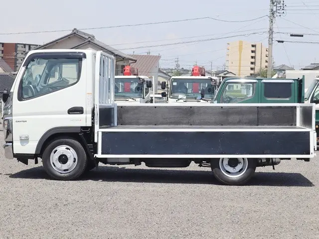 三菱 キャンター 2RG-FBA20の写真13