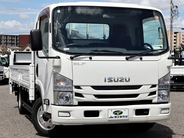 いすゞ エルフ TRG-NPR85AR(2WD)の写真4