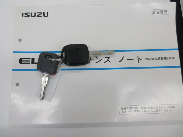 いすゞ エルフ TRG-NPR85AR(2WD)の写真5