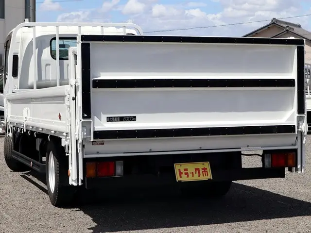 いすゞ エルフ TRG-NPR85AR(2WD)の写真7