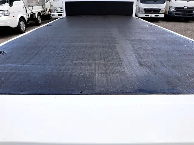いすゞ エルフ TRG-NPR85AR(2WD)の写真12