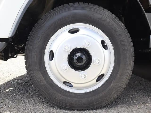 いすゞ エルフ TRG-NPR85AR(2WD)の写真27