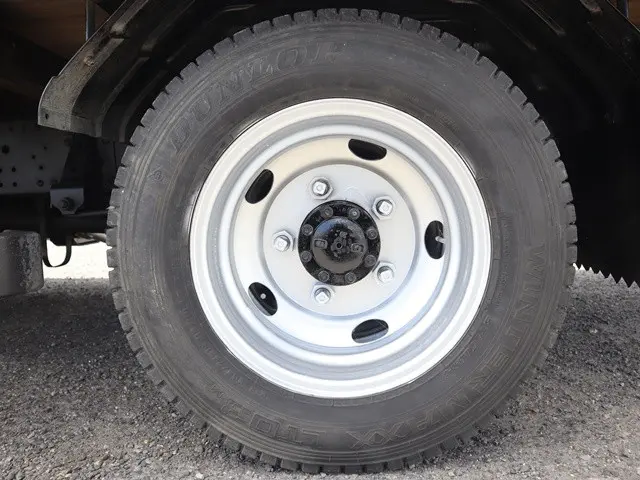 いすゞ エルフ TRG-NPR85AR(2WD)の写真28