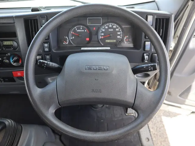 いすゞ エルフ TRG-NPR85AR(2WD)の写真36