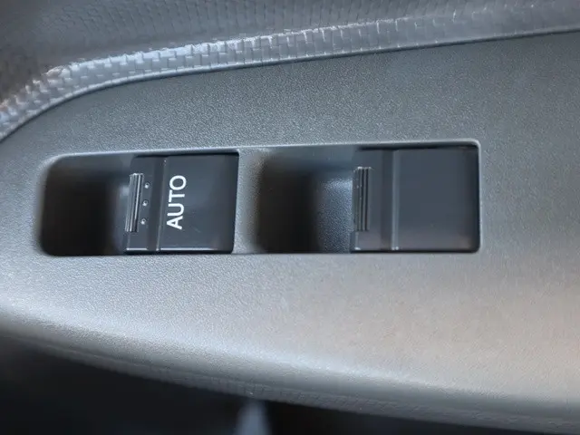 いすゞ エルフ TRG-NPR85AR(2WD)の写真40
