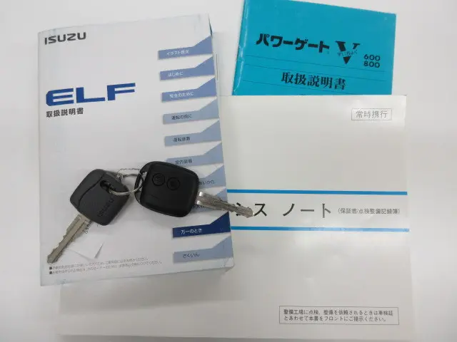いすゞ エルフ TRG-NPR85AR(2WD)の写真42