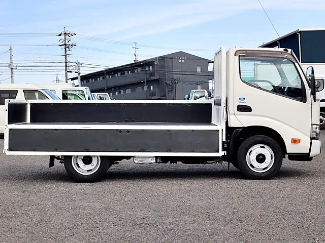 日野 デュトロ 2RG-XZC605M(2WD)の写真10