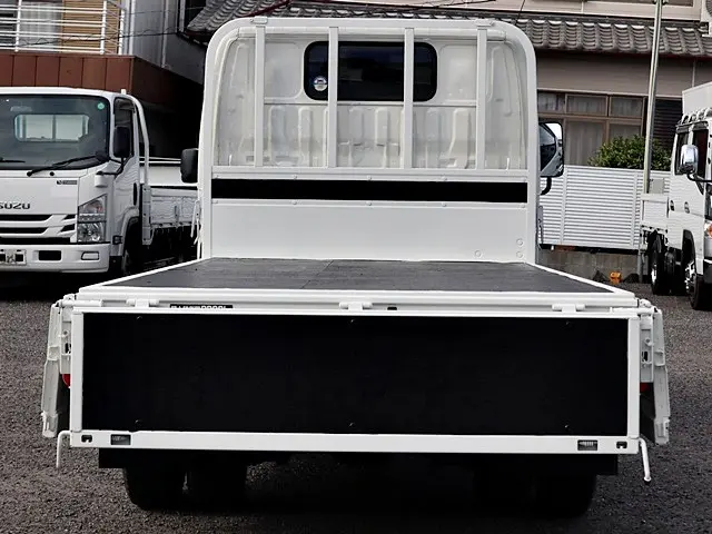 日野 デュトロ 2RG-XZC605M(2WD)の写真12