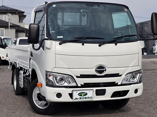 日野 デュトロ 2RG-XZC605M(2WD)の写真4