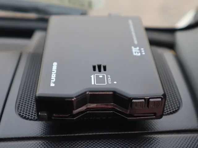 日野 デュトロ 2RG-XZC605M(2WD)の写真37