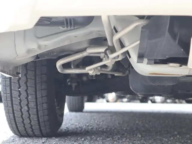 トヨタ ハイエース CBA-TRH214W(2WD)の写真24