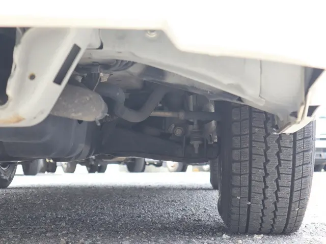 トヨタ ハイエース CBA-TRH214W(2WD)の写真25