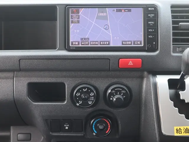 トヨタ ハイエース CBA-TRH214W(2WD)の写真38