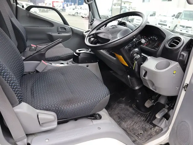 トヨタ ダイナ 2DG-GDY281(4WD)の写真30