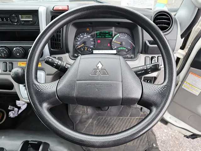 三菱 キャンター TPG-FEA50(2WD)の写真4