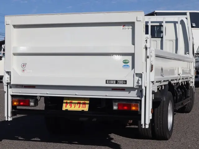 三菱 キャンター TPG-FEA50(2WD)の写真5
