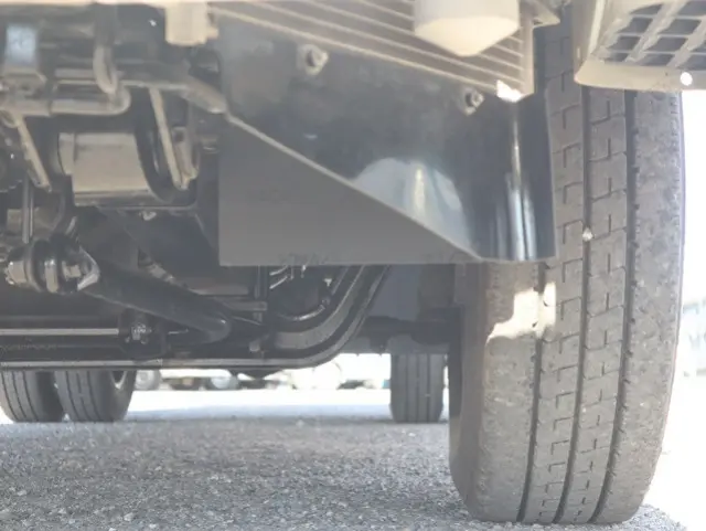 三菱 キャンター TPG-FEA50(2WD)の写真24
