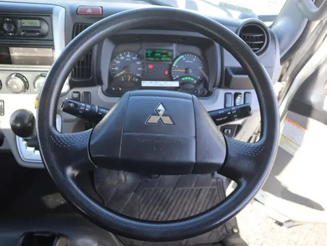 三菱 キャンター TPG-FEA50(2WD)の写真34