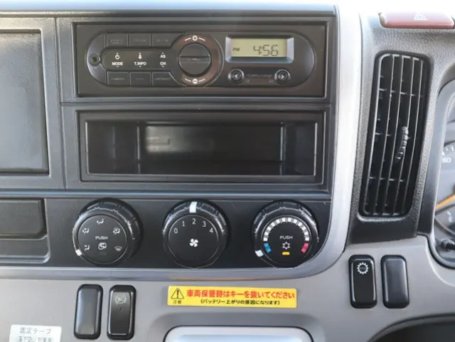 三菱 キャンター TPG-FEA50(2WD)の写真36