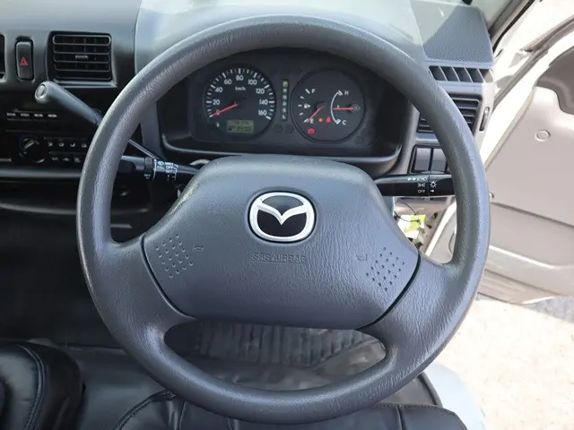 マツダ ボンゴトラック DBF-SLP2T(2WD)の写真32