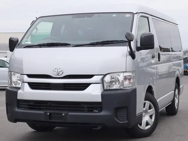 トヨタ ハイエース 3BA-TRH214W(2WD)の写真1
