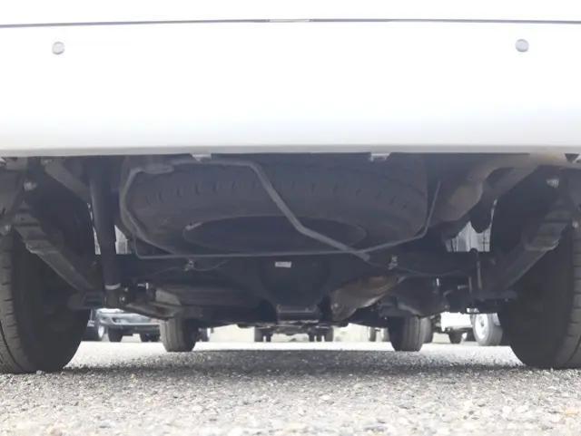 トヨタ ハイエース 3BA-TRH214W(2WD)の写真13