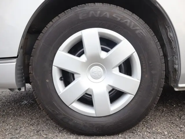 トヨタ ハイエース 3BA-TRH214W(2WD)の写真19