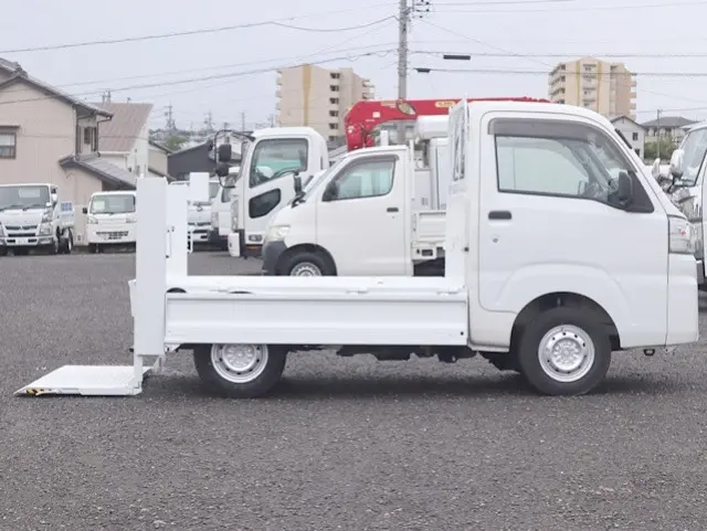 ダイハツ ハイゼットトラック 3BD-S510P(4WD)の写真10