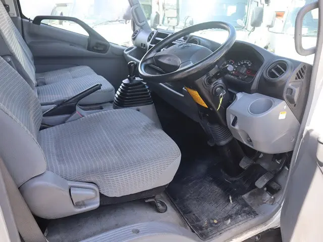 トヨタ ダイナ TKG-XZU710(2WD)の写真33